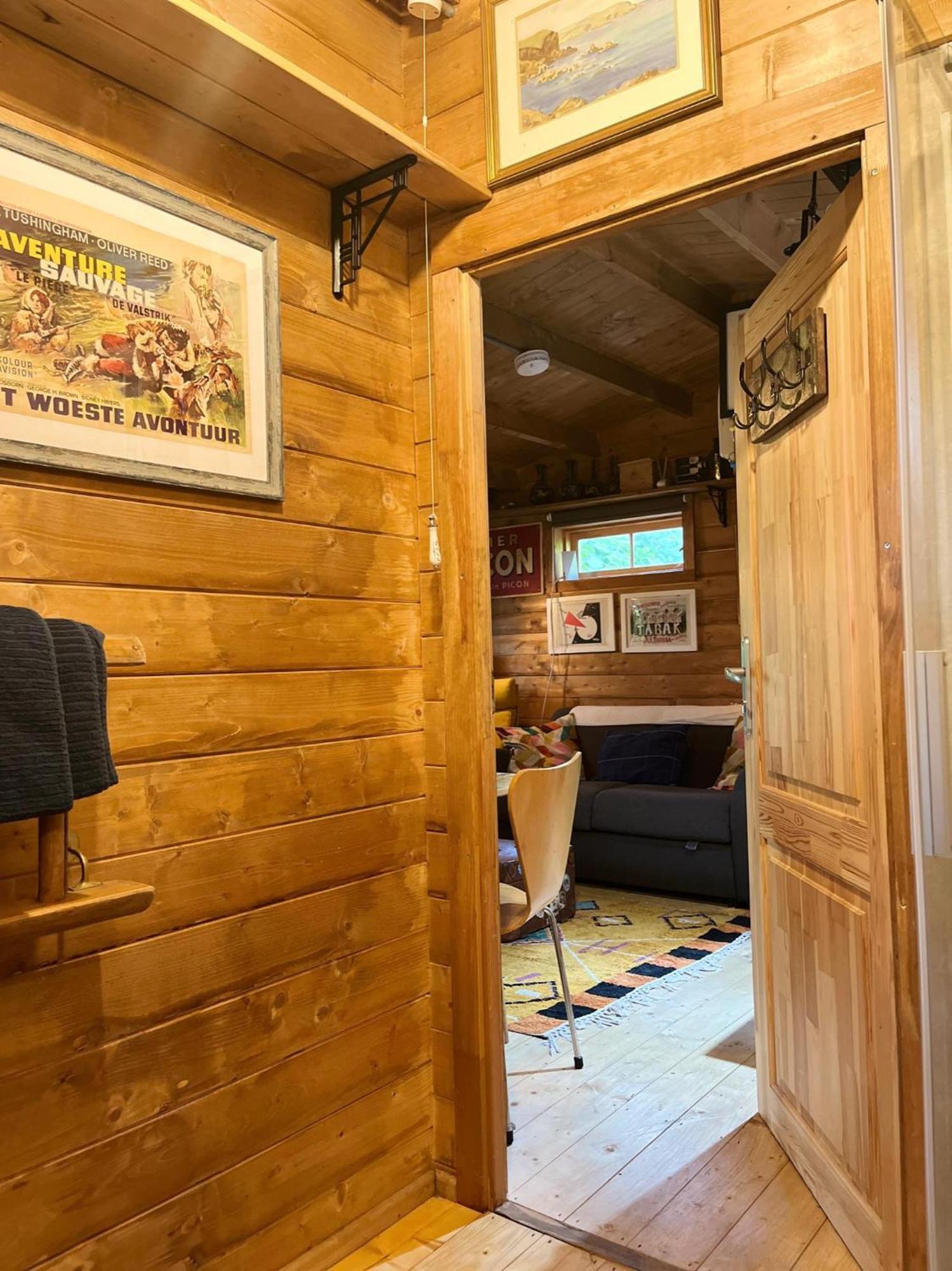 Retro Private Lodge With Hot Tub Nr Dartmoor Newton Abbot Exterior photo